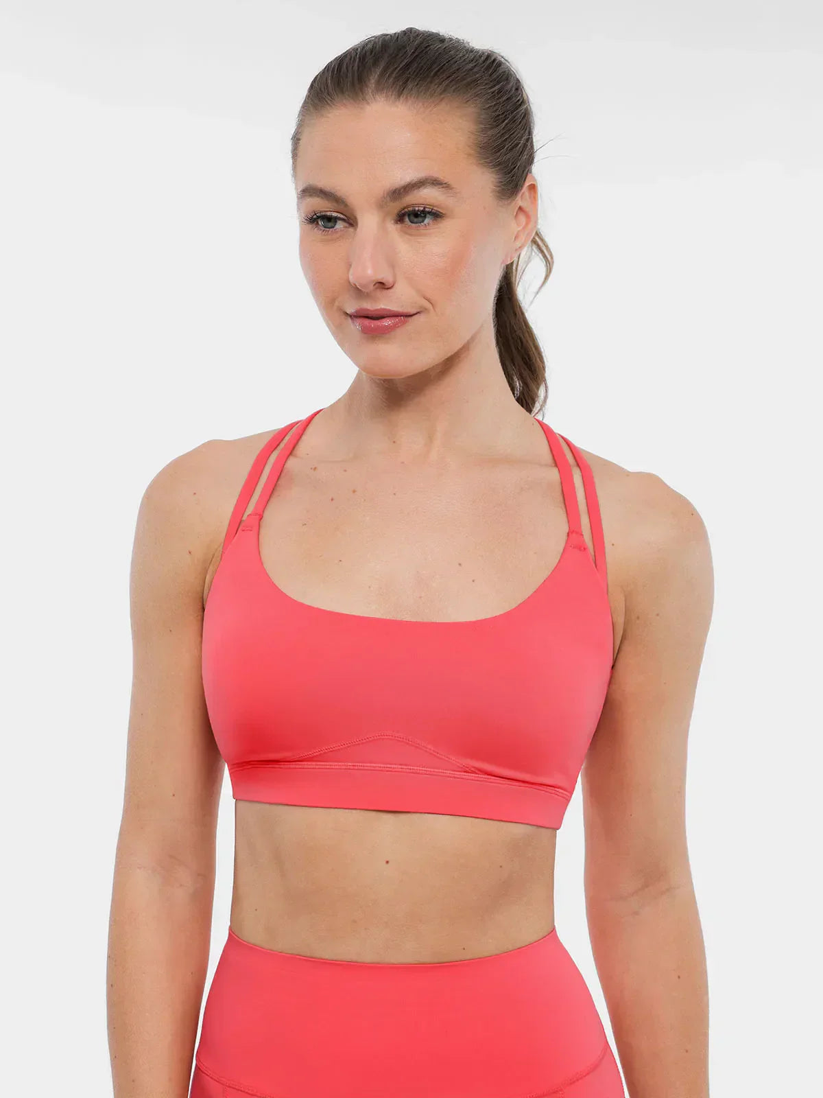 SculptEaseâ„¢ Cross-Back Sports Bra
