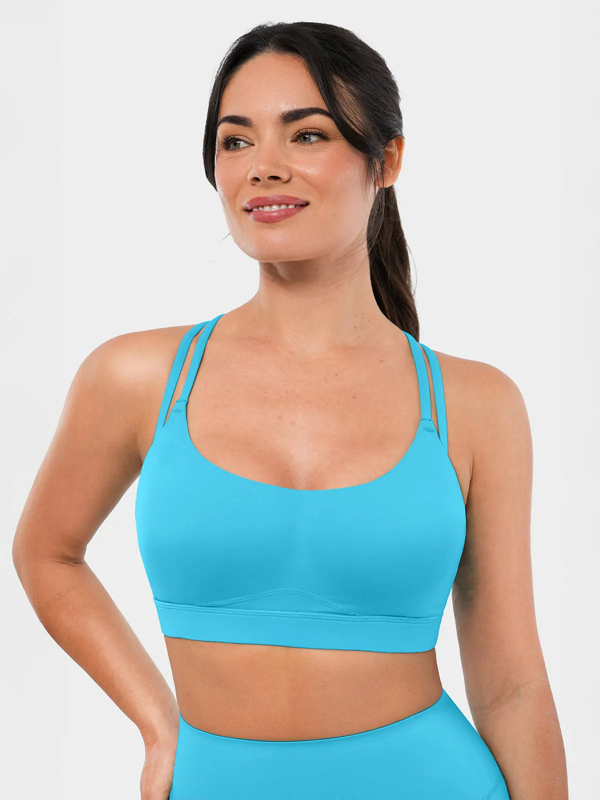 SculptEaseâ„¢ Cross-Back Sports Bra