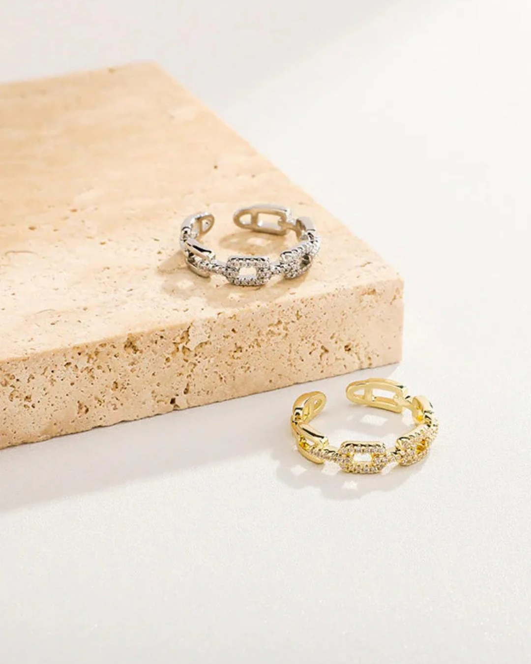 Aurelia™ Luxe Link Ring