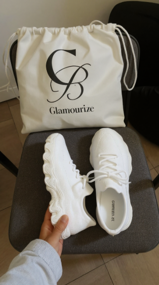 Customer wearing OrthoEase Luxe