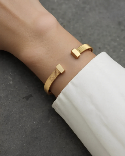 Aurielle™ Signature Bangle